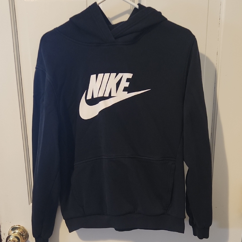 Nike Yourh Black Sweatshirt